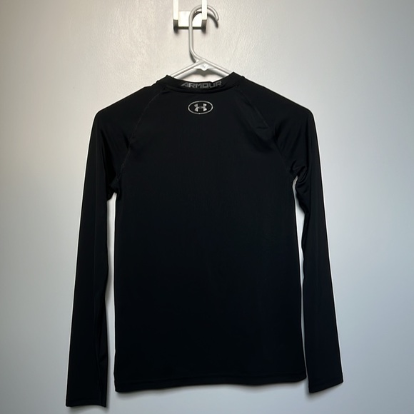Boys under Armour heatgear compression shirt - Picture 3 of 3
